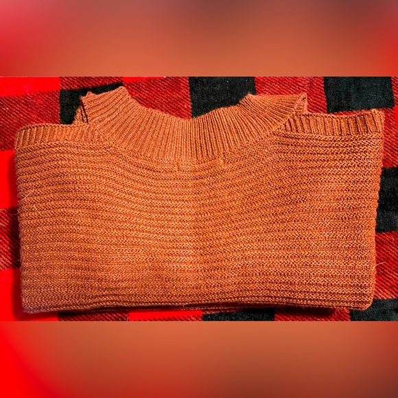 ❤️NWT❤️Sweater, Shoulder-less long lightweight 🌺 women’s size Large - Picture 9 of 16